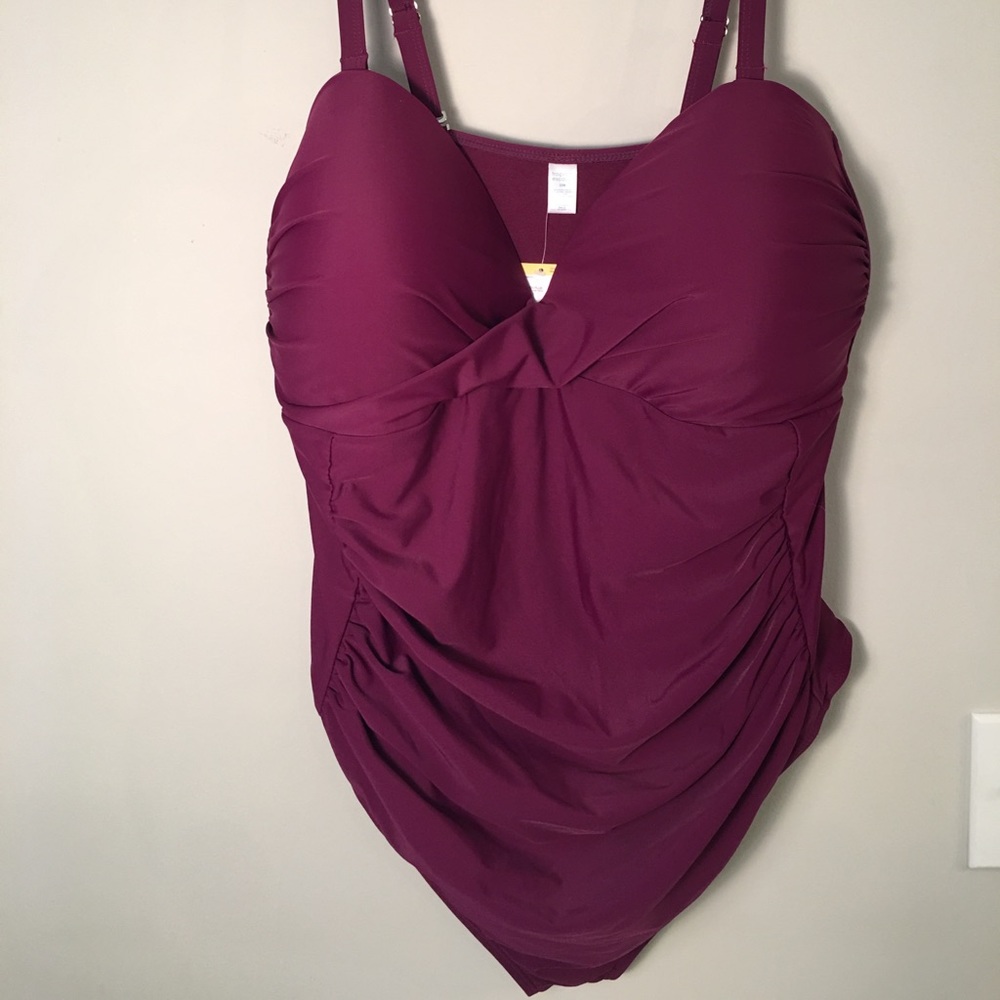 Women’s 1 Piece Swimsuit Size 22W